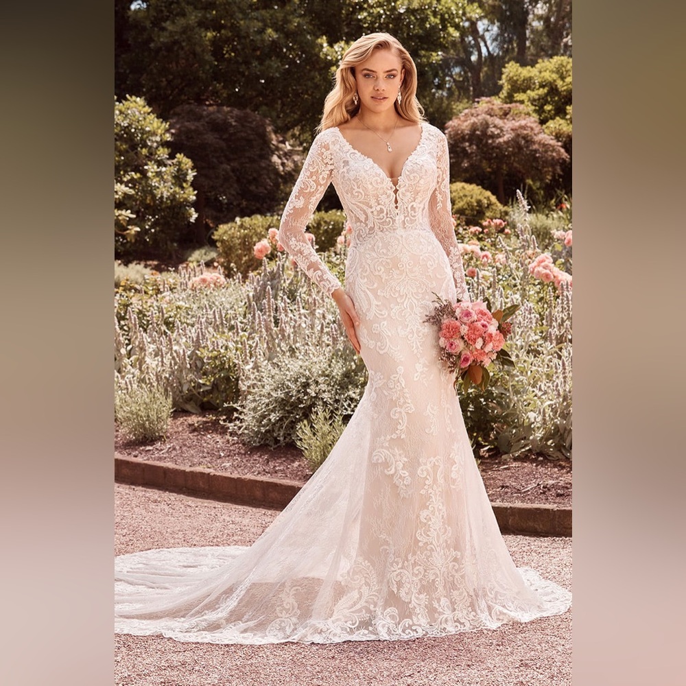 Sophia Tolli Ivory Lace Gown